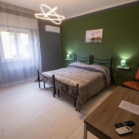 Room 112 Oltremare Bagheria Buitenkant foto